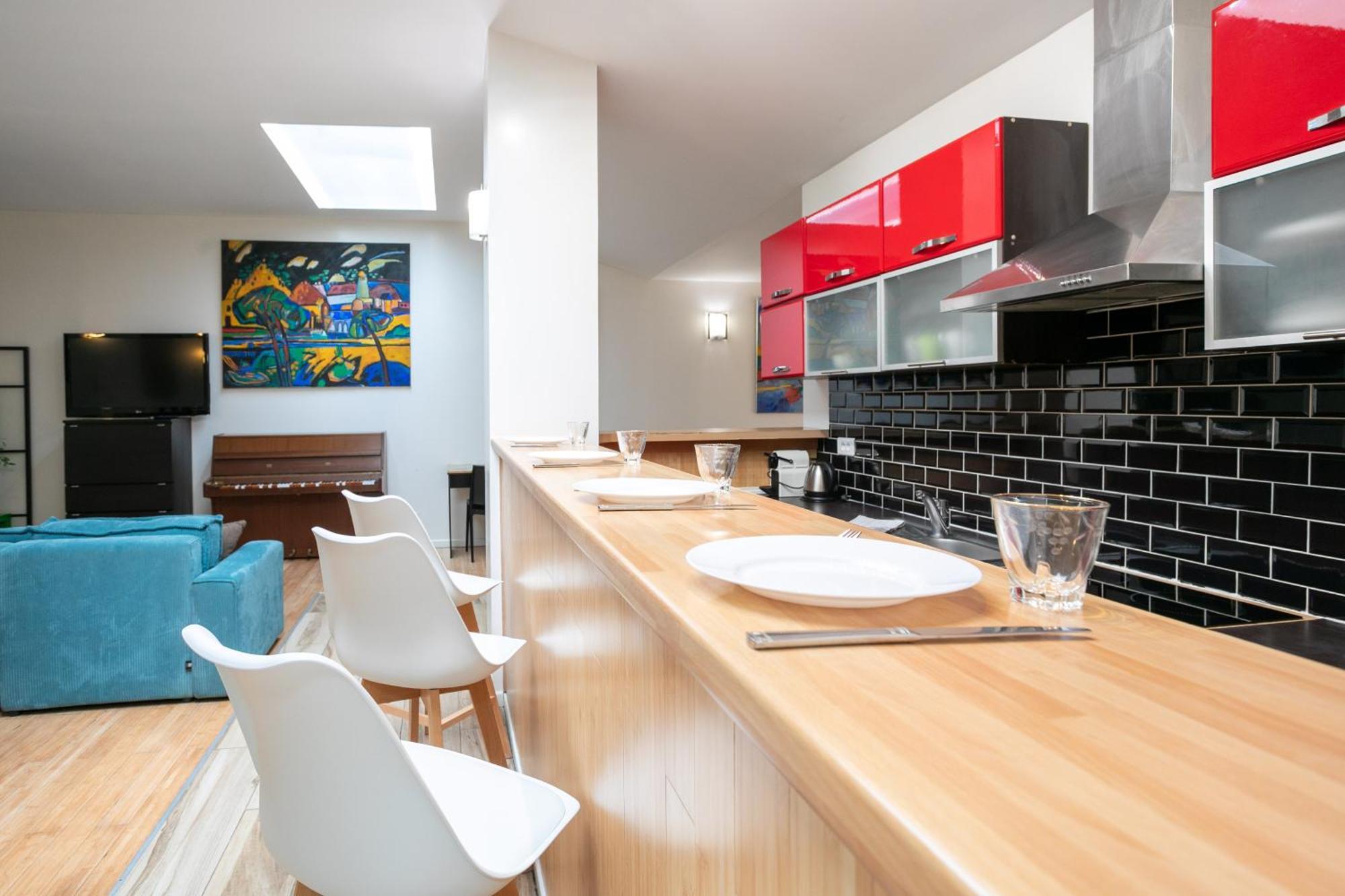 Paris East Side Lodge Pantin Exterior foto
