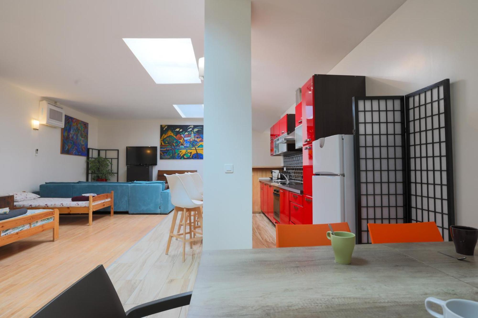 Paris East Side Lodge Pantin Exterior foto